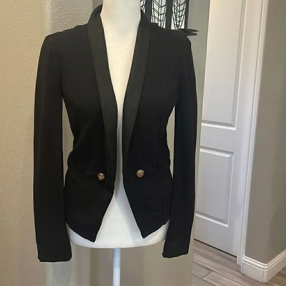River Island Cropped Blazer With Golden Large Buttons Size 6